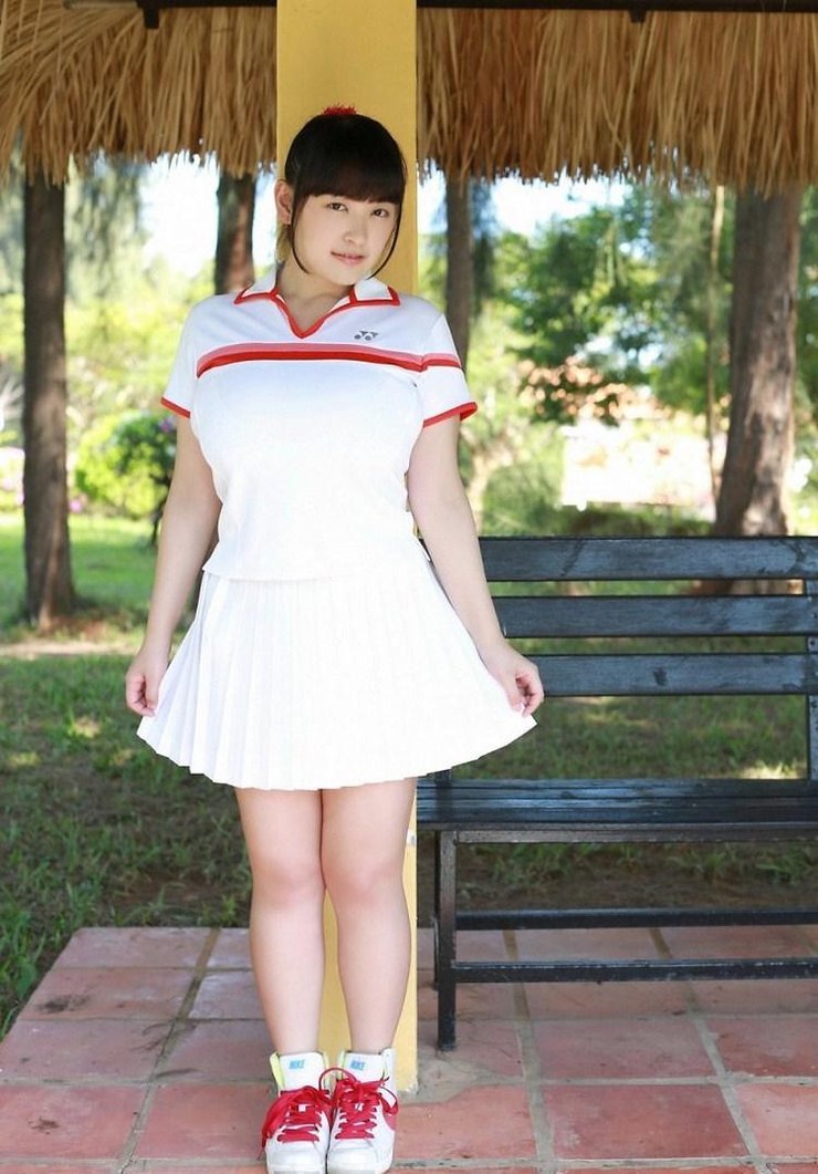日系阳光巨乳美女丰满气质诱惑人心