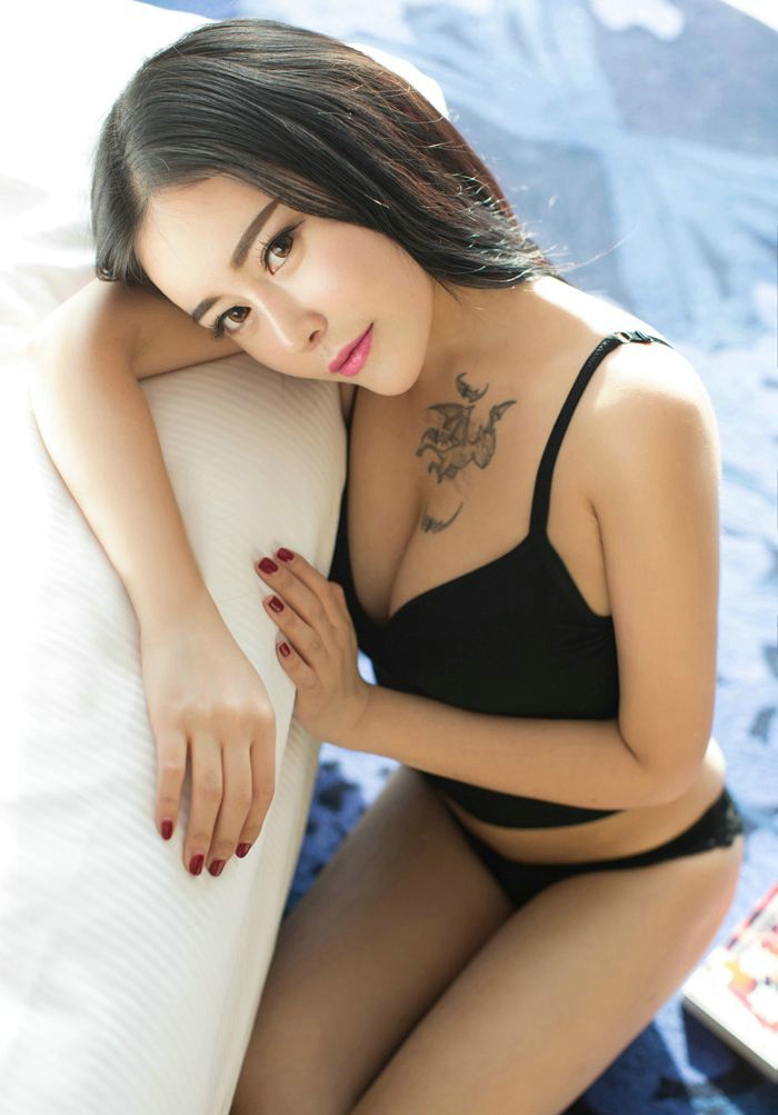 宅男女神梦瑶mm情趣内衣美胸性感写真