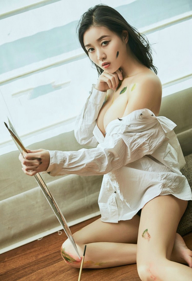 诱惑半裸张梓然慵懒性感极致艺术写真