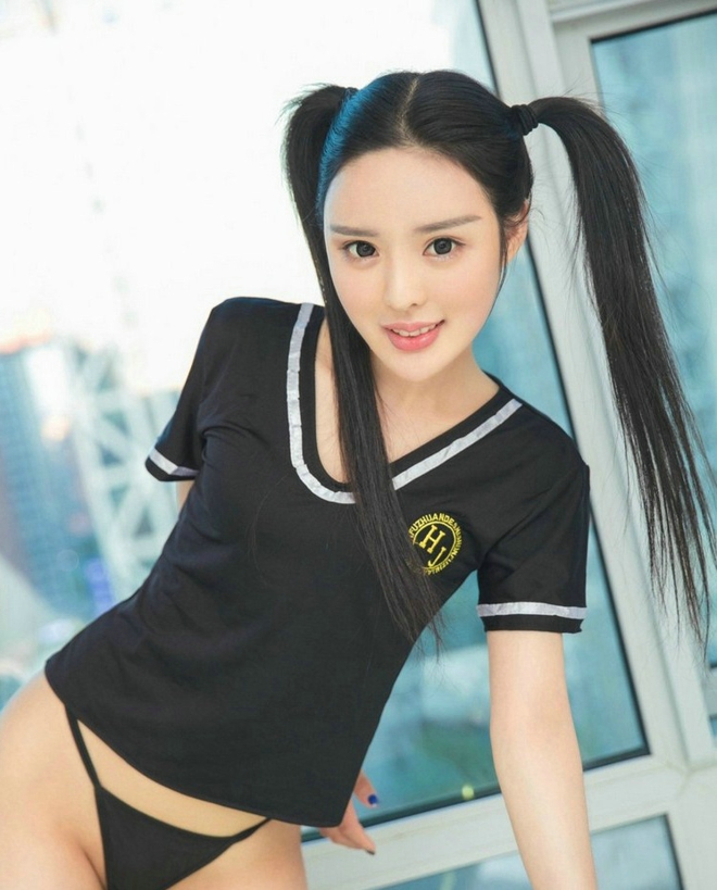 性感娇艳人间尤物双马尾美女俏皮娇媚妖娆诱惑写真
