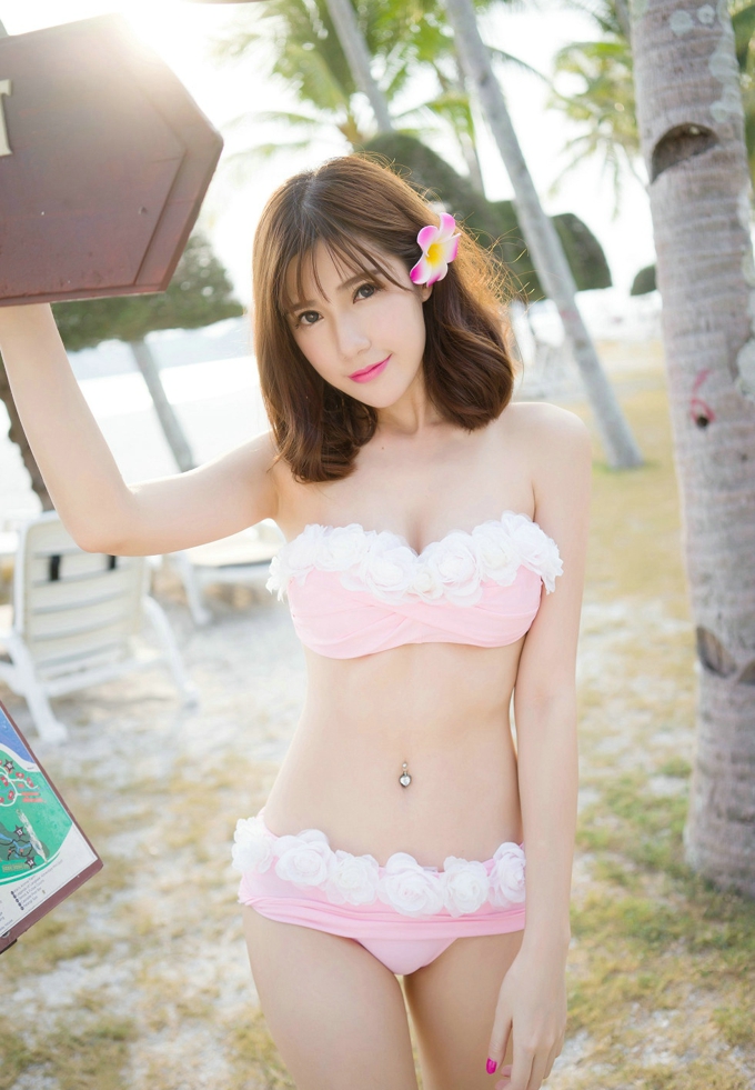 靓丽嫩模Sandy陈天扬性感比基尼诱惑迷人气质妖娆妩媚养眼写真