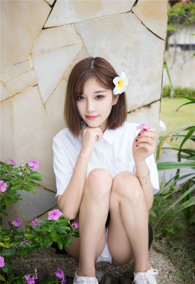 夏日小清新清纯美女杨晨晨sugar户外校服高清性感迷人写真