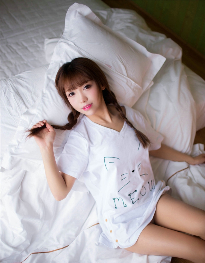 清纯稚嫩精致小美女粉嫩内裤性感娇媚销魂诱惑私房写真
