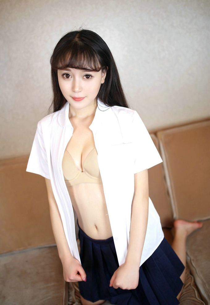 赵小米Kitty内衣美乳诱惑性感迷人气质妩媚居家私房写真