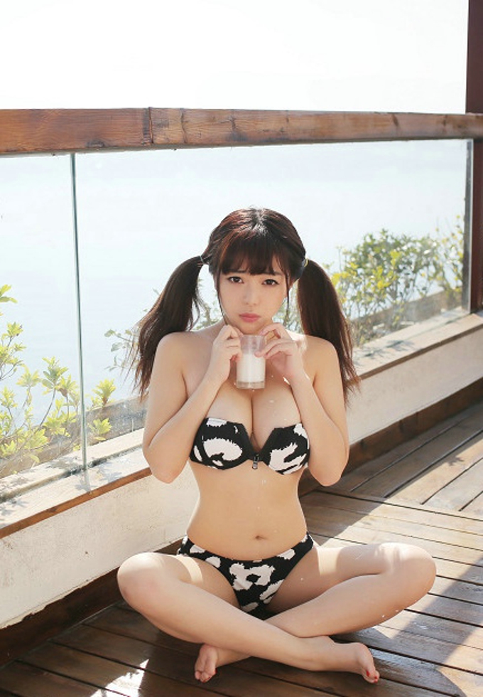刘雪妮Verna性感小内裤甜美诱人气质撩人姿势写真