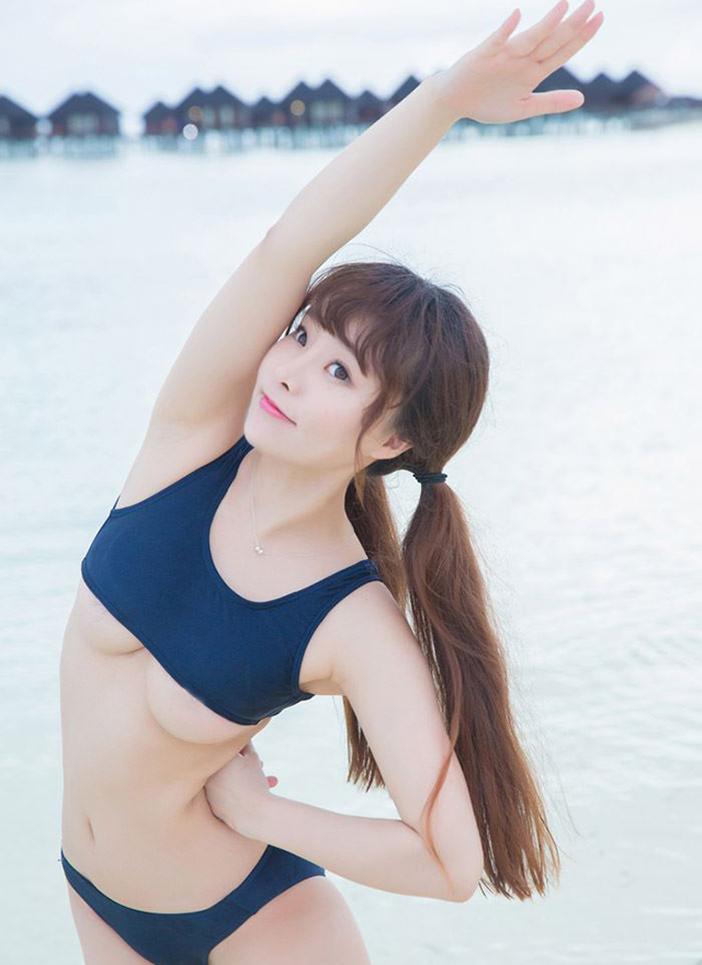 美女模特柳侑绮比基尼美胸诱惑写真