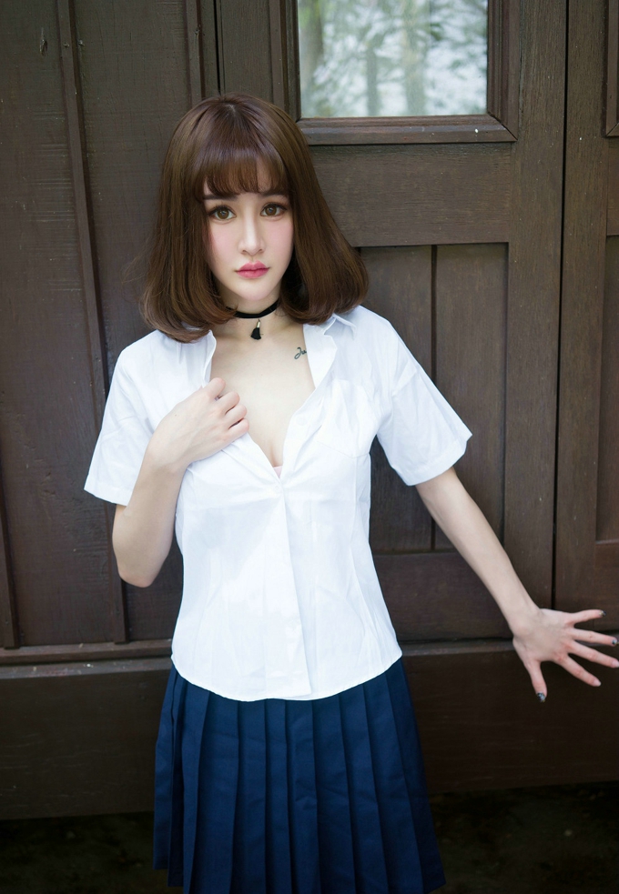 清纯少女Cheryl青树性感气质迷人比基尼内衣美乳诱惑写真
