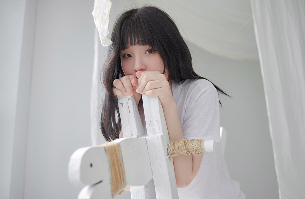 Jenny居家性感背心软糯可人