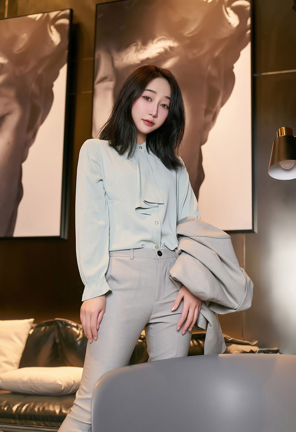 九月生动人的女秘书娇柔粉透欲滴的妹子