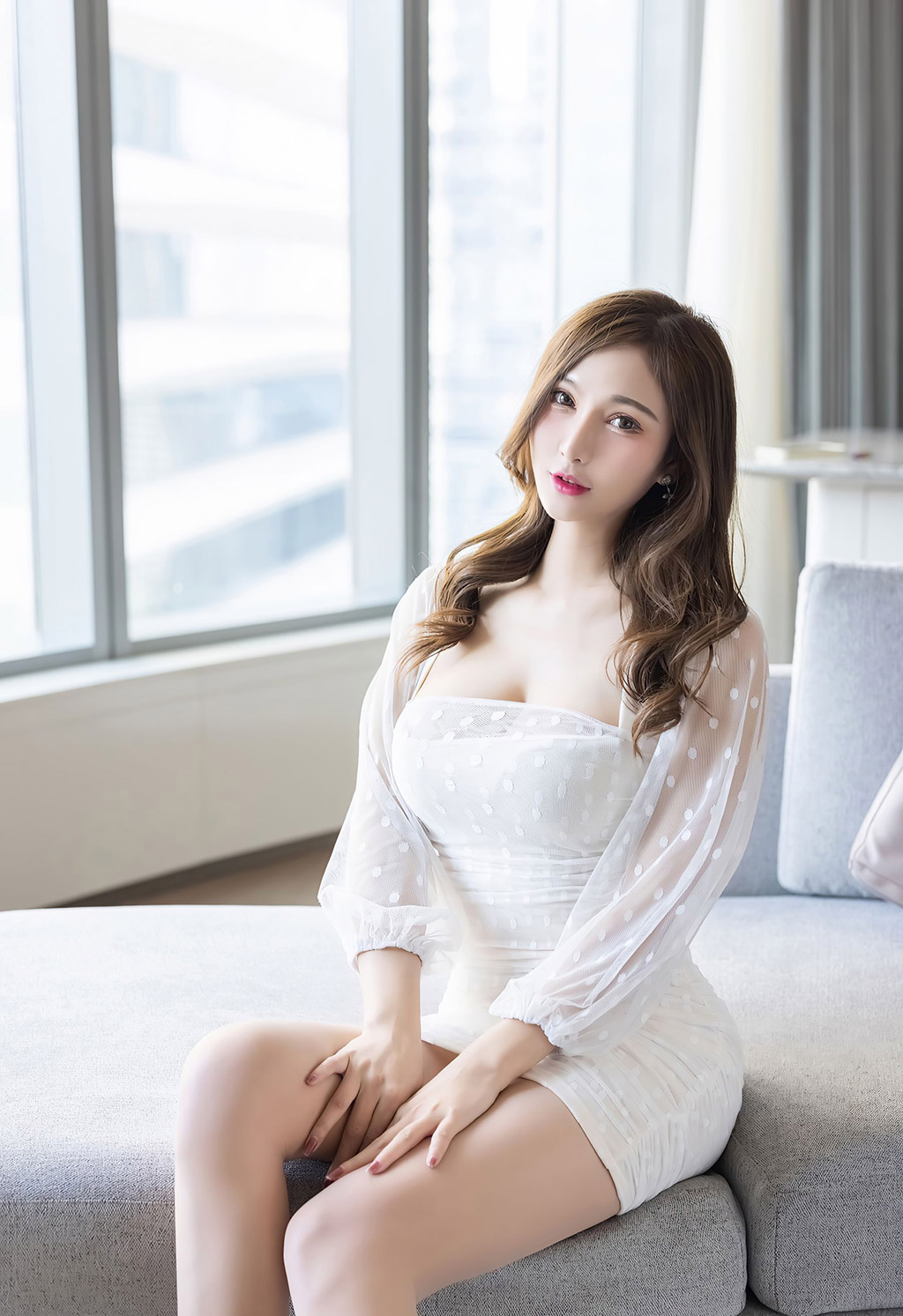 Lavinia肉肉华丽明艳的服饰