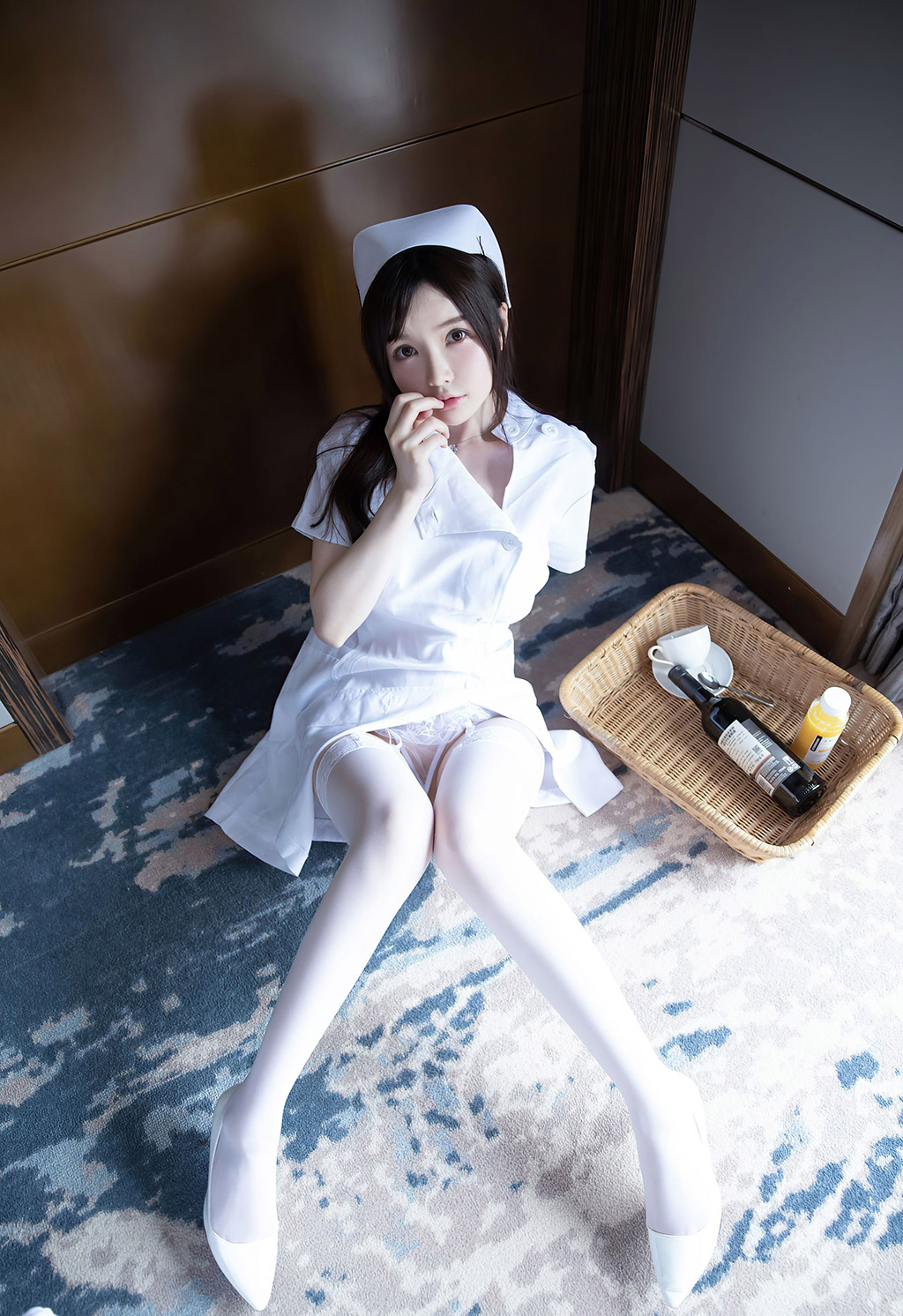 糯美子MINIbabe洁白动人的护士制服主题