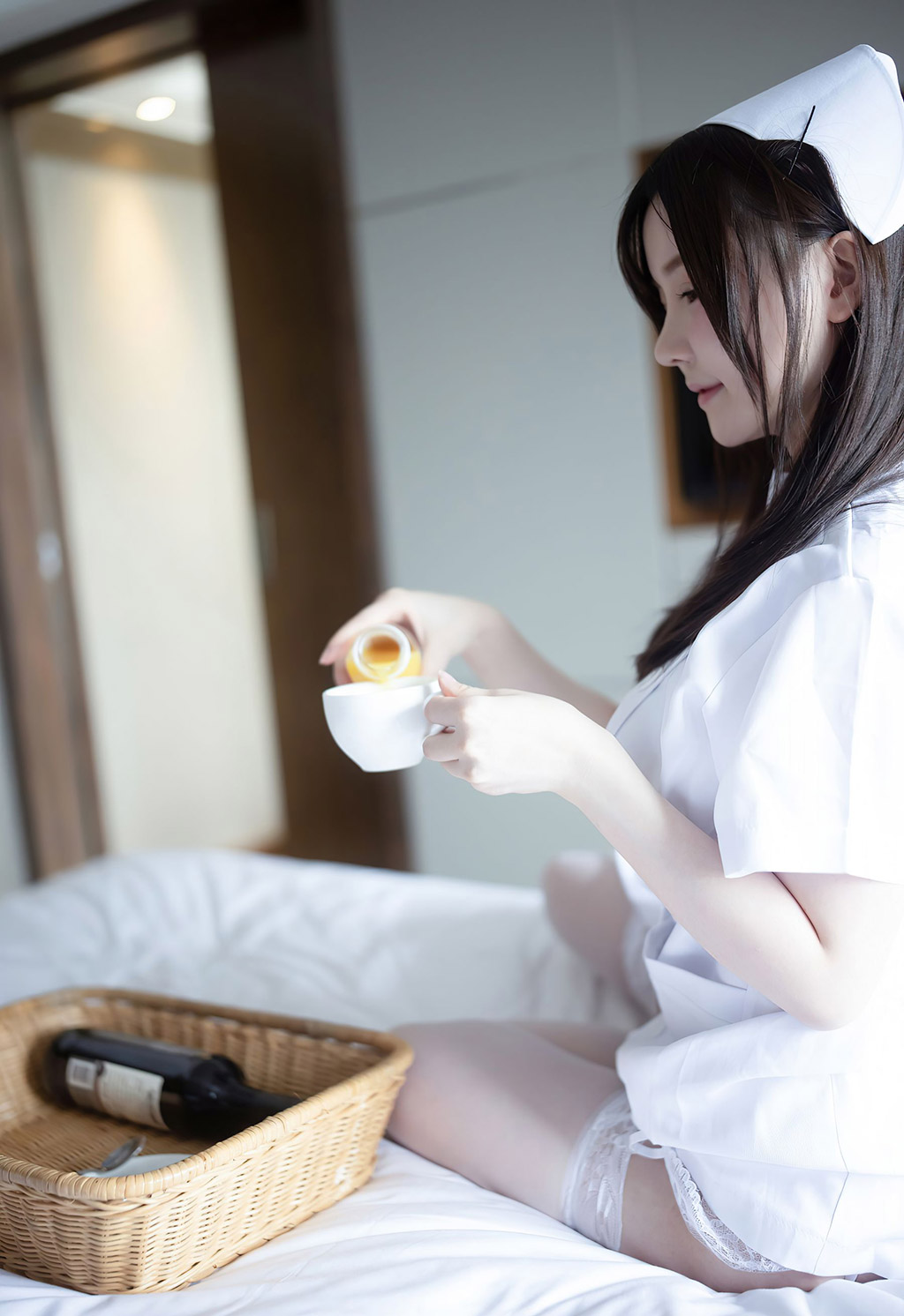 糯美子MINIbabe洁白动人的护士制服主题