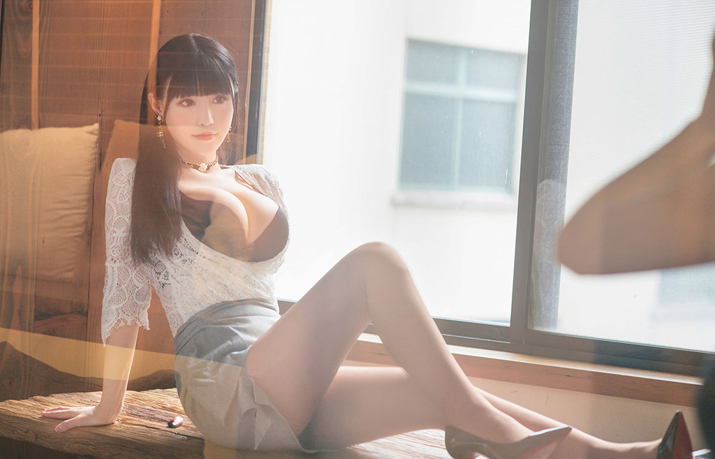 朱可儿Flower图书馆续集写真