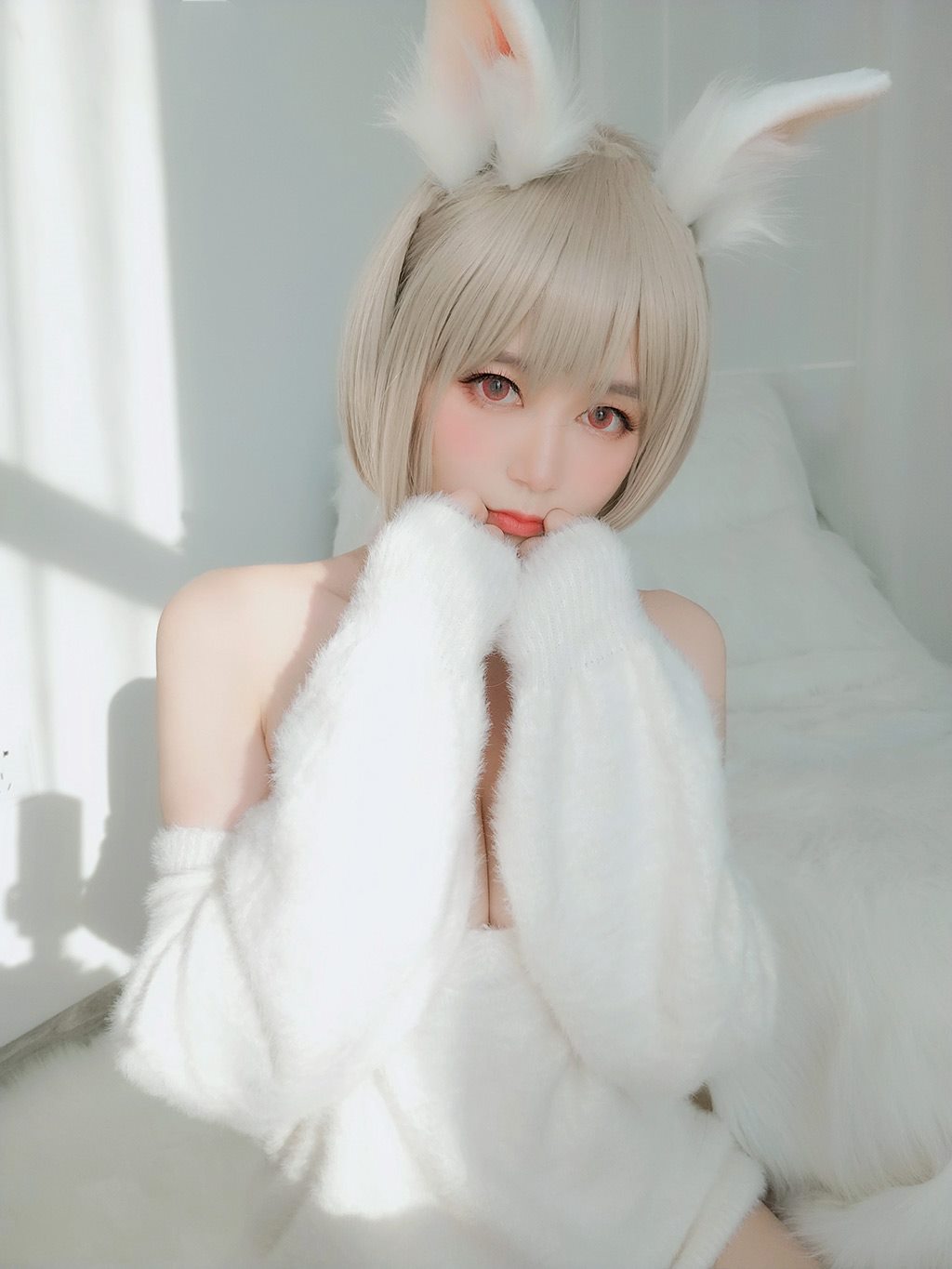性感少女白银81白色毛衣加粉色内衣性感私房写真集