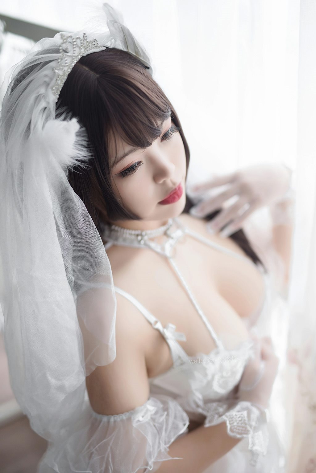 网红美女白烨白天鹅白色情趣婚纱内衣加白色丝袜美腿性感私房写真集