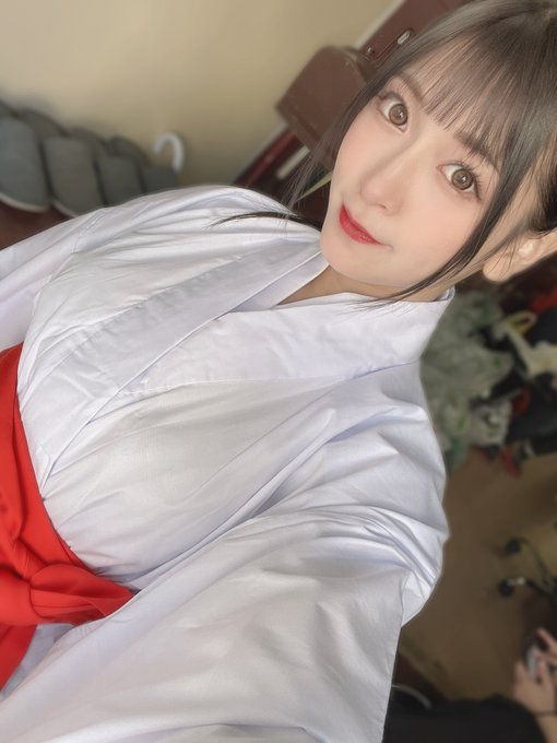 再再出道!7年前的S1专属G罩杯美女大姐姐“藤井蕾菈”推特经营半年上万追踪!