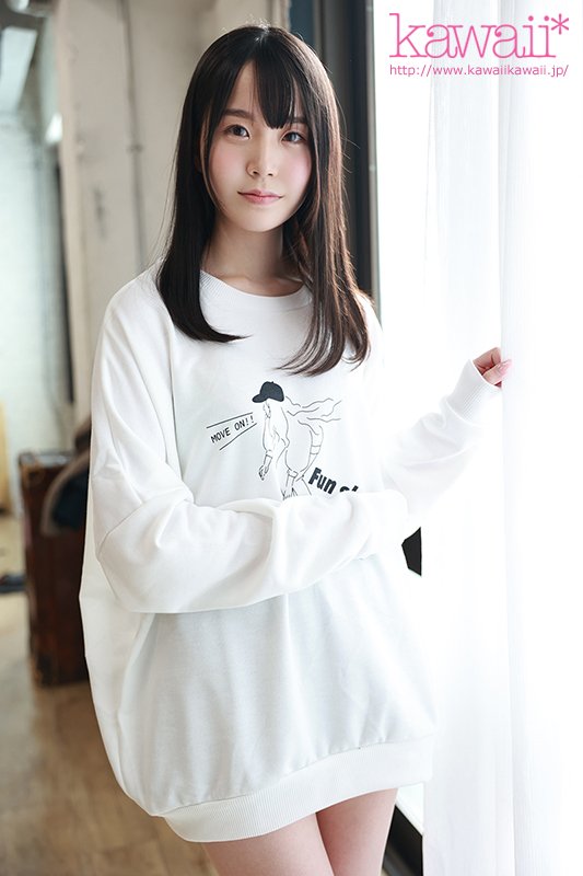 清纯甜美!E罩杯娇嫩女大生“绀野美衣奈”出道想体验真正的绝顶!