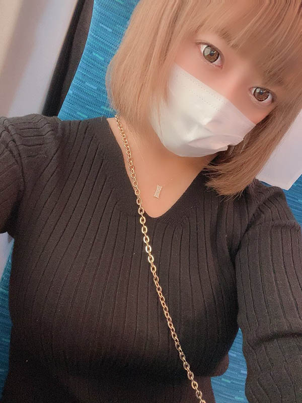 恩客满意度第一名! H罩杯爆乳小只马「望月乃亚」片商花了整整一年时间说服出道!