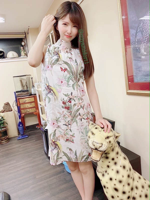 超性感小心机自拍照！ H罩杯火辣美女新人「绿川雅」推特福利中路大开还外洩裙底...