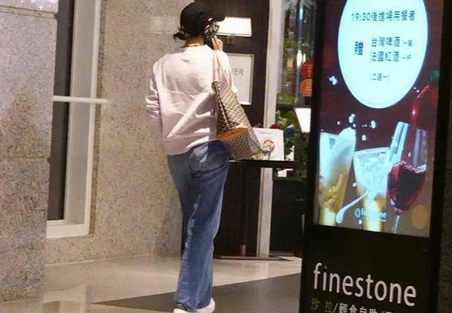 曝柯汶利在张钧甯家过夜 疑似坐实二人恋情传闻