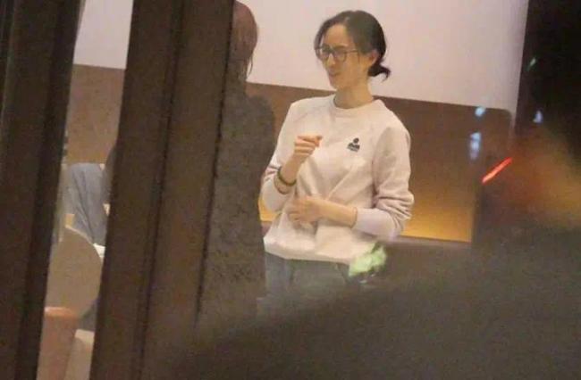 曝柯汶利在张钧甯家过夜 疑似坐实二人恋情传闻