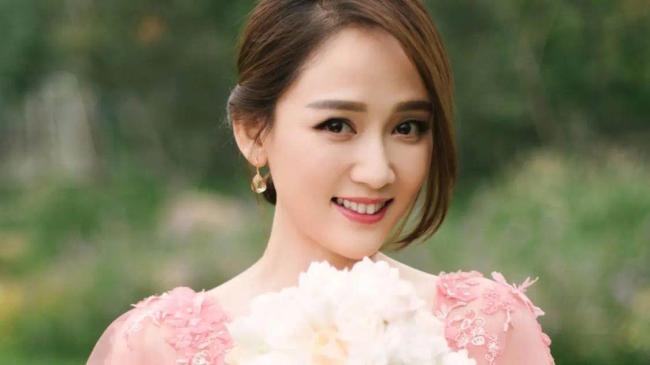 因尺度太过无人敢演 “过气”的她救场却捧成一姐
