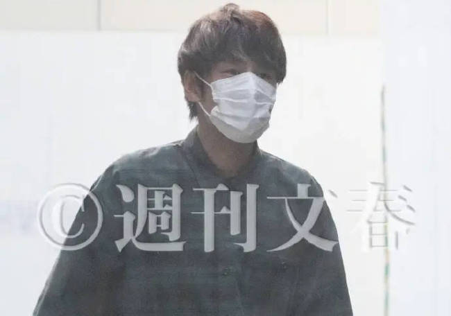 中丸雄一与女大学生酒店密会 公司已暂停其工作