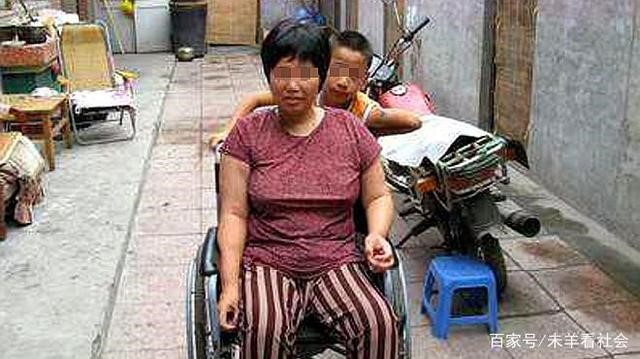 “他不帮我过马路我能摔倒吗”89岁老太太向11岁男孩索赔17万