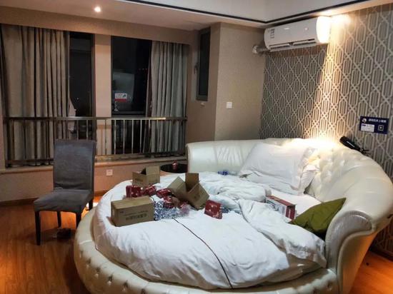 6名男女深夜开房传出奇怪声响 因吸毒被抓会怎么处罚?