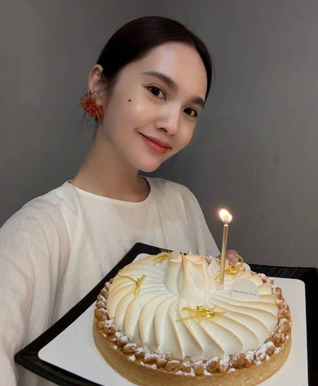 陈妍希为杨丞琳庆祝生日！晒二人同框比耶合影