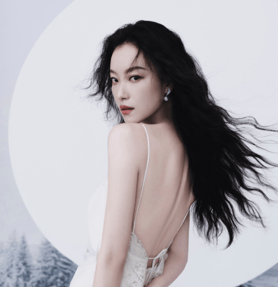 倪妮方就"后台"传闻发声明:已委托律师取证并追责